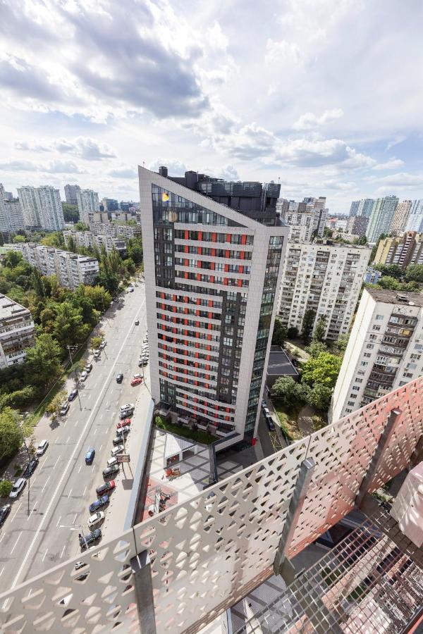 Квартира У Будинку З Власним Бомбосховищем Біля Жд Вокзалу 50 М2 Διαμέρισμα Κίεβο Εξωτερικό φωτογραφία